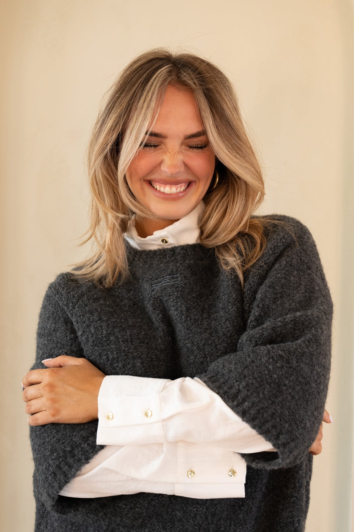 Estee Scarf in Dark Grey – Kimara Fashion