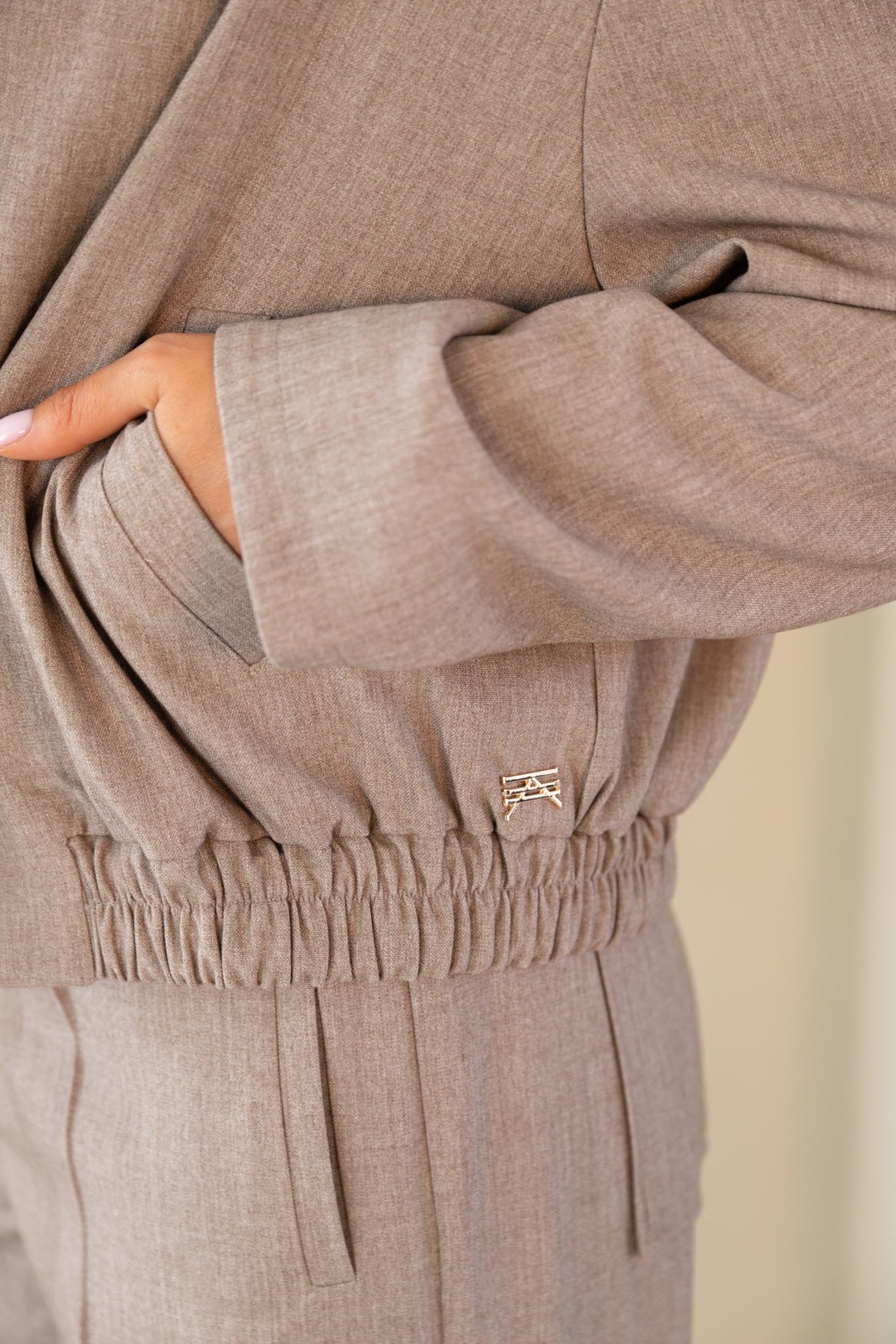 Brynn Jacket in Beige – Kimara Fashion