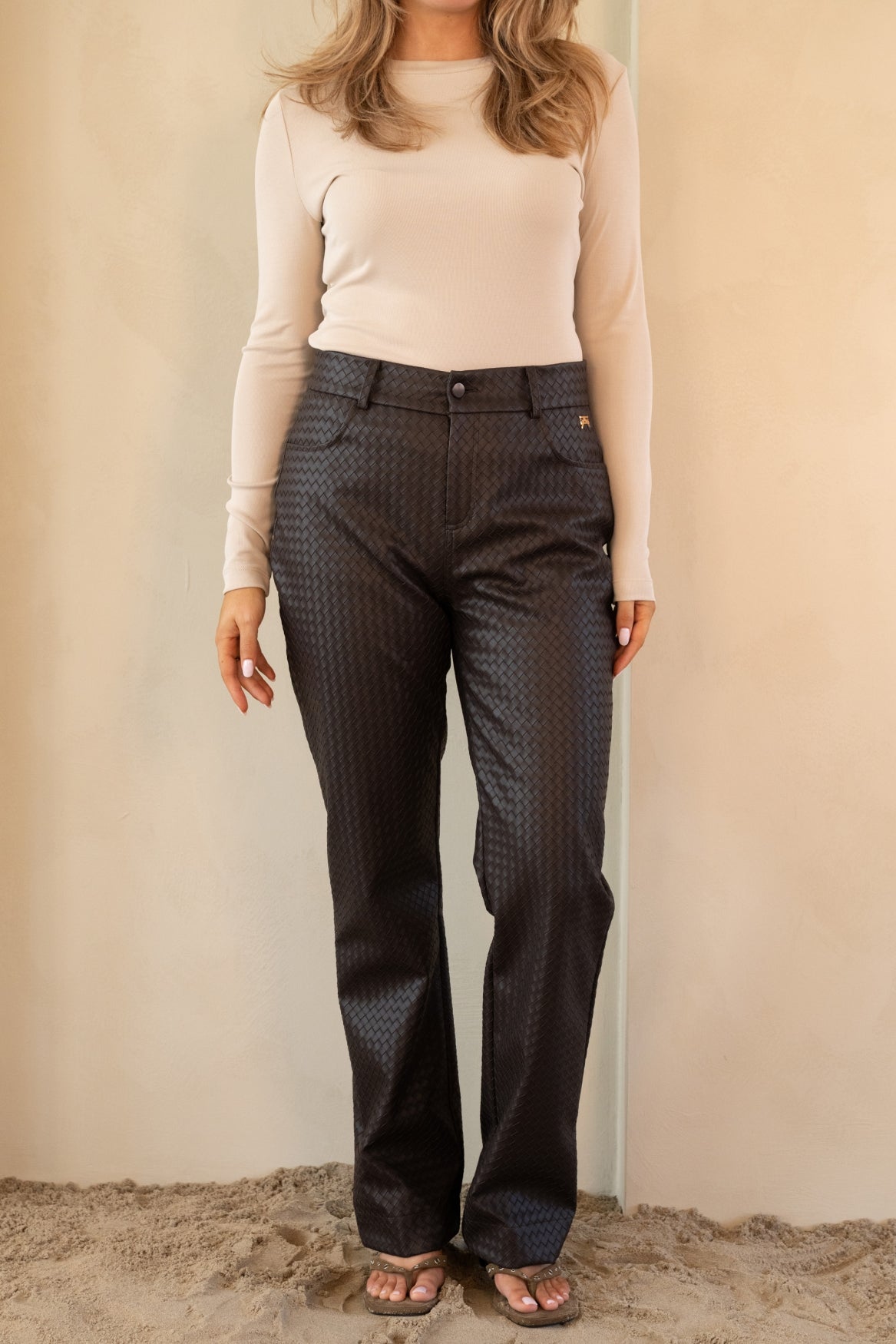 Isabeau Pants in Brown – Kimara Fashion