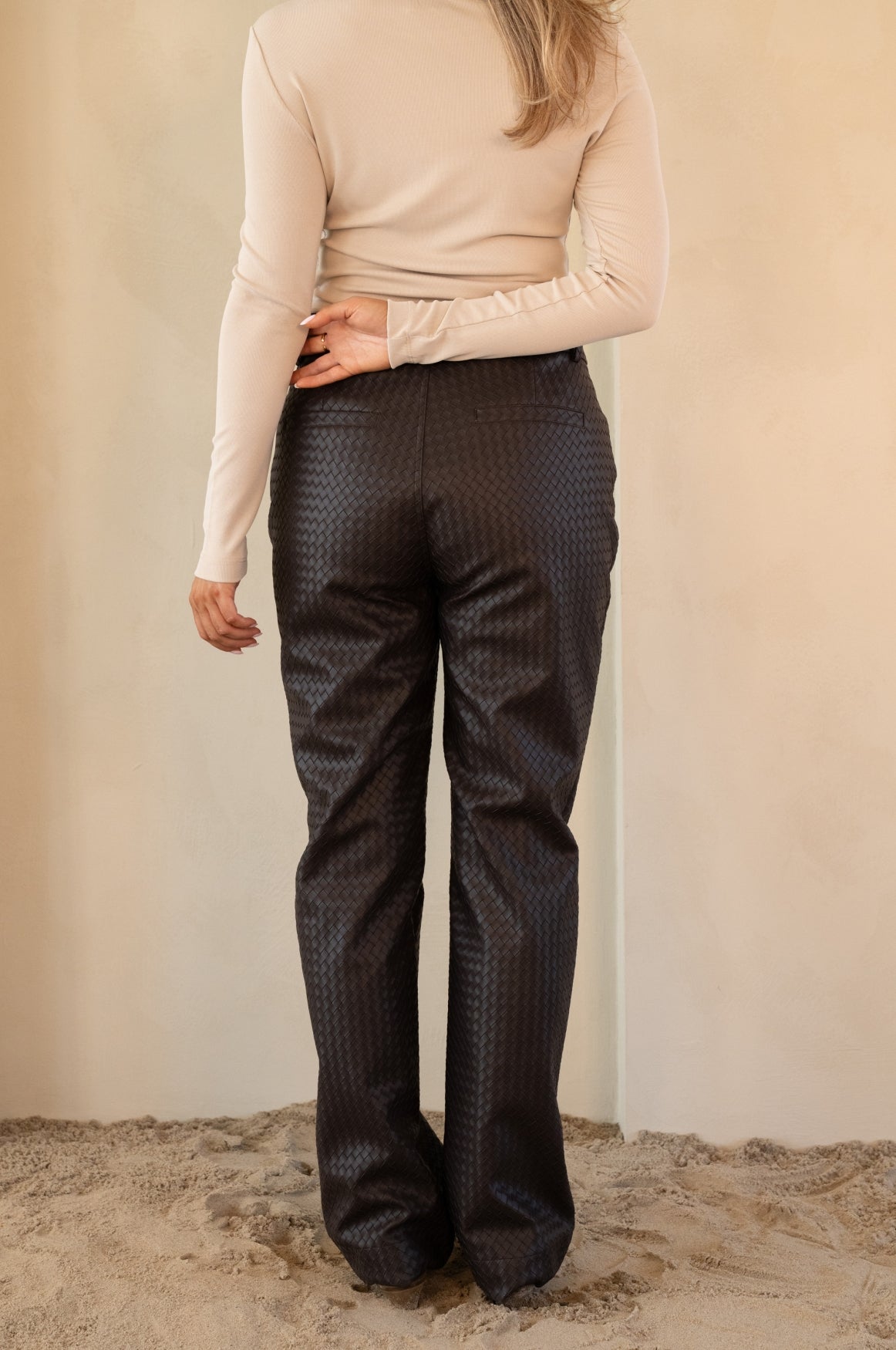 Isabeau Pants in Brown – Kimara Fashion