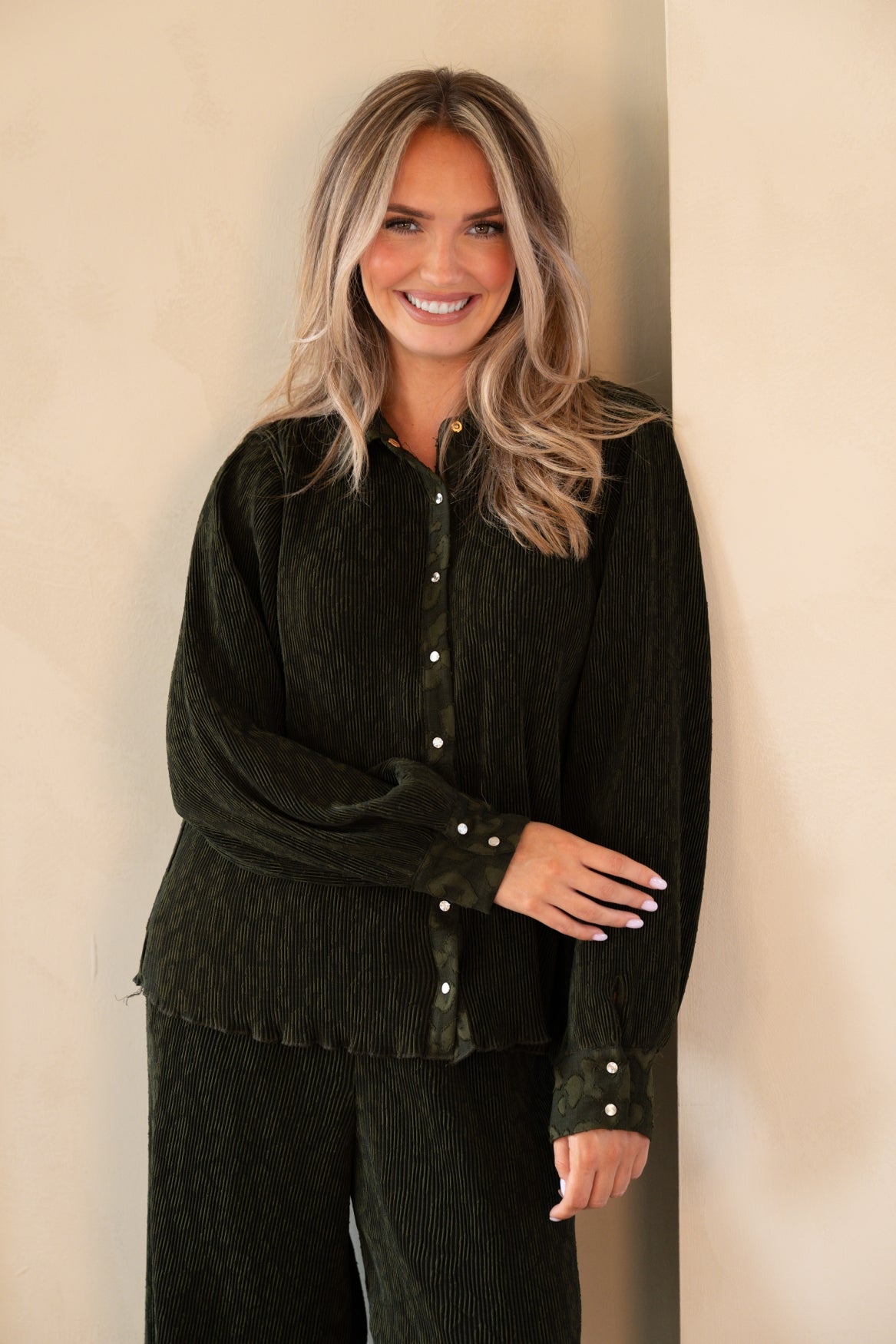 Kita Blouse in Olive Mirage – Kimara Fashion