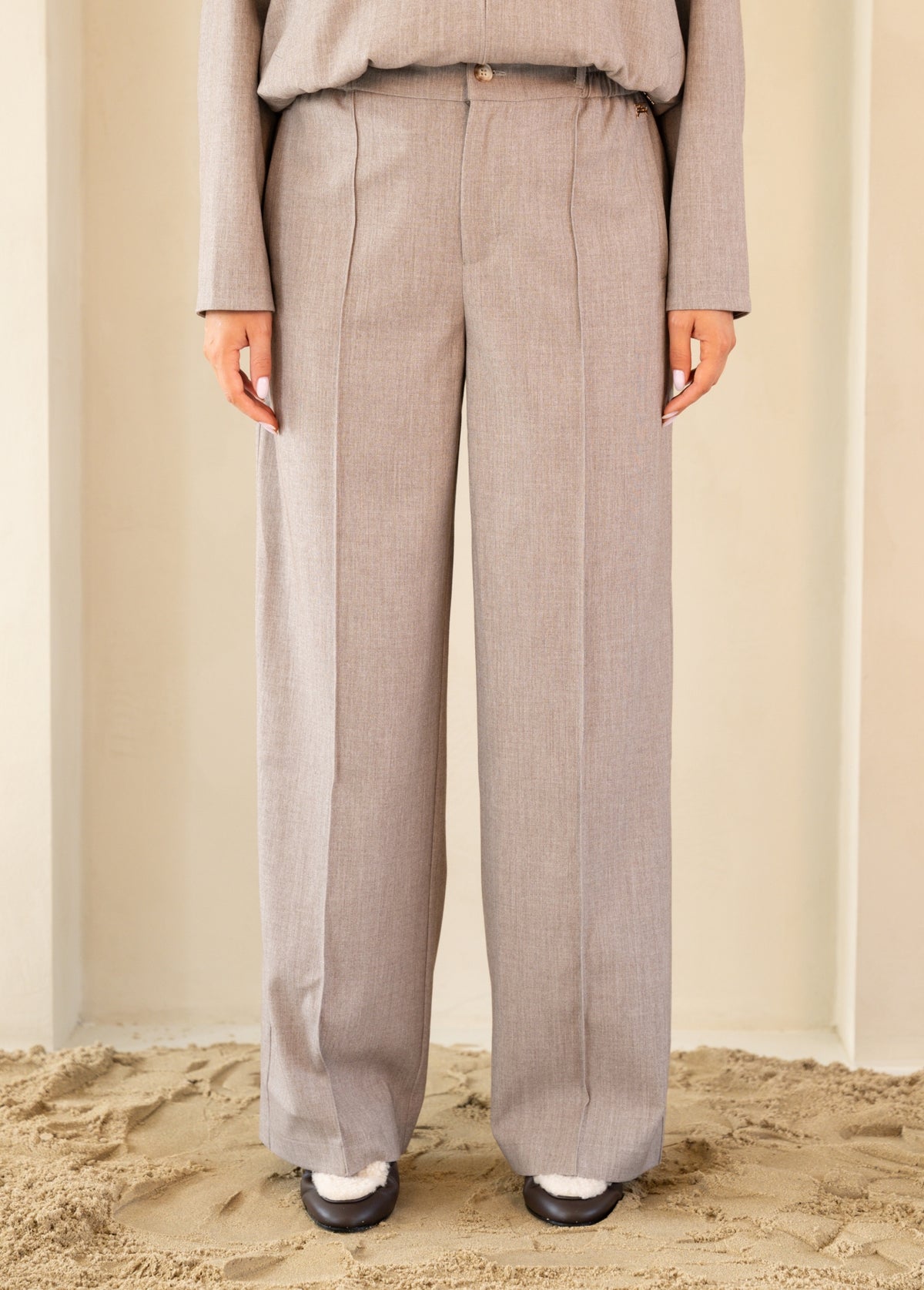 Fiora Pants in Beige – Kimara Fashion