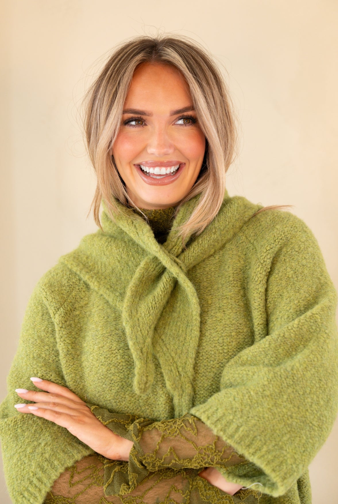 Estee Scarf in Olive Green – Kimara Fashion